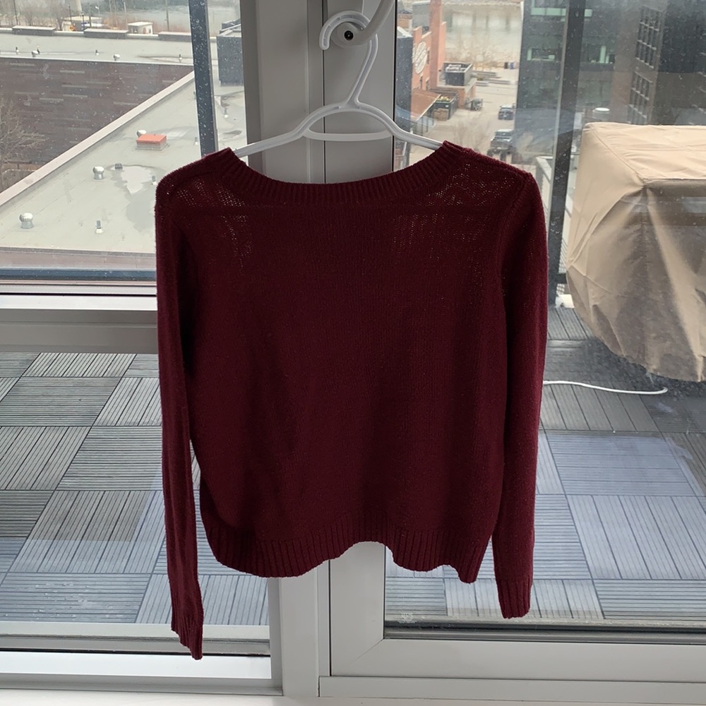 H&M | Sweater - Picture 2 of 2